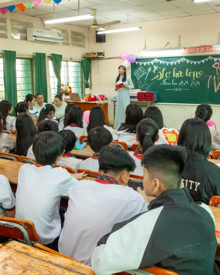 Thầy cô tại trung tâm