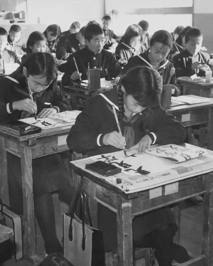 Bảng và tài liệu học tập